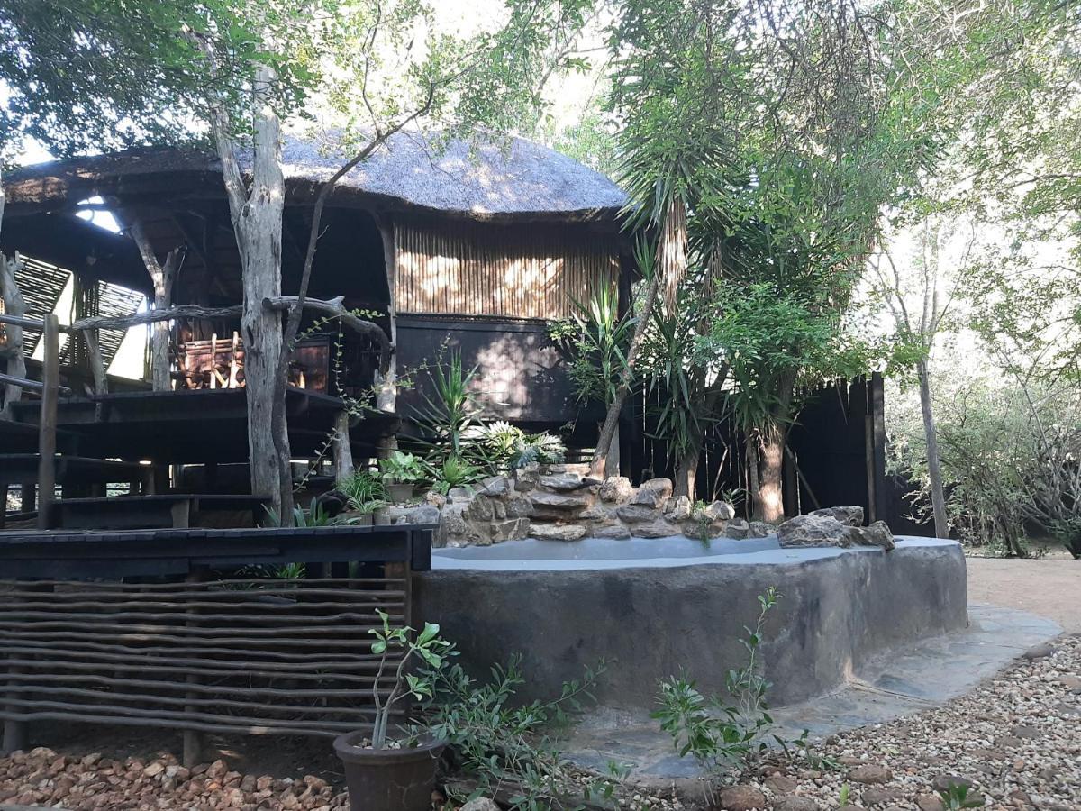 Off Beat Safaris Bush Lodge 호에드스프뤼트 외부 사진