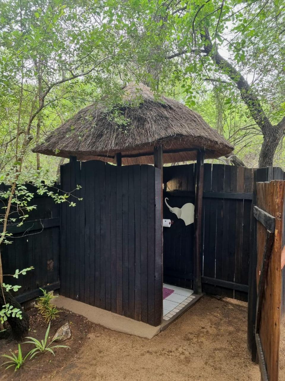 Off Beat Safaris Bush Lodge 호에드스프뤼트 외부 사진