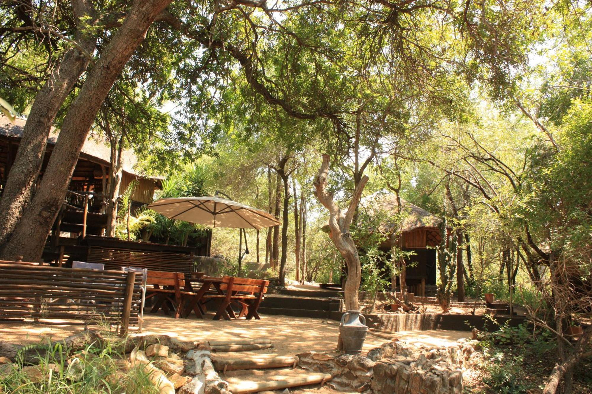 Off Beat Safaris Bush Lodge 호에드스프뤼트 외부 사진