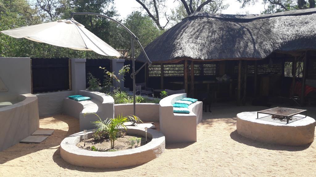 Off Beat Safaris Bush Lodge 호에드스프뤼트 외부 사진