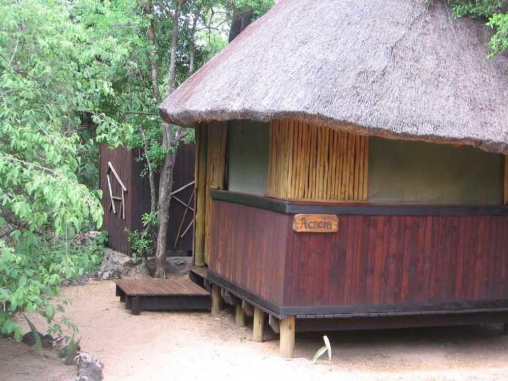 Off Beat Safaris Bush Lodge 호에드스프뤼트 외부 사진