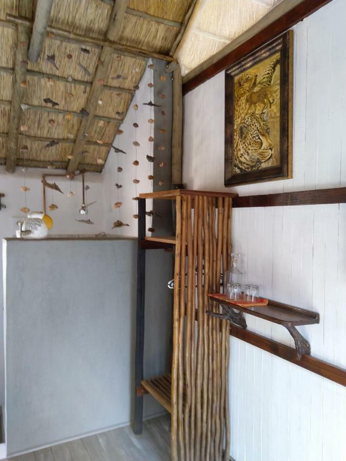 Off Beat Safaris Bush Lodge 호에드스프뤼트 외부 사진